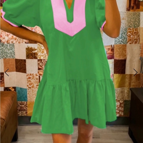 Dresses & Skirts - Green and Pink Women's Dress